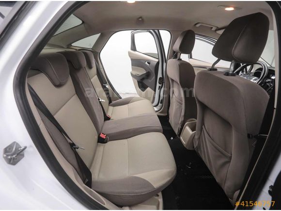 ZAZA MOTORS * 2014 MODEL FORD FOCUS