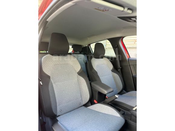 Sahibinden Renault Clio 1.0 TCe Evolution 2024 Model