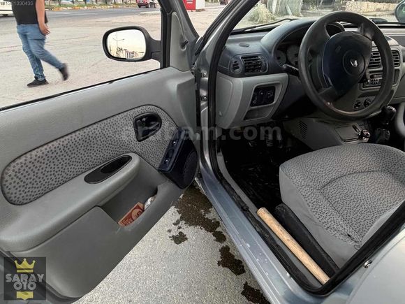 SARAYDAN 2006 CLIO 1.4 KLİMALI MASRAFSIZ