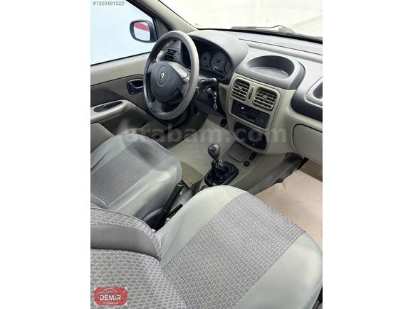 TR'DE TEK 2005 MDL CLİO 122.000 KM DE
