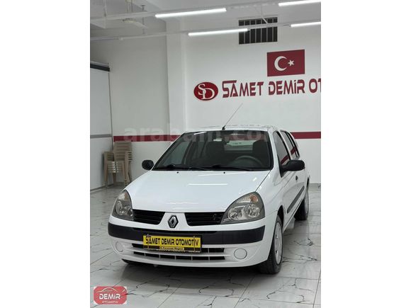 TR'DE TEK 2005 MDL CLİO 122.000 KM DE