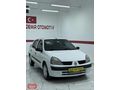 TR'DE TEK 2005 MDL CLİO 122.000 KM DE