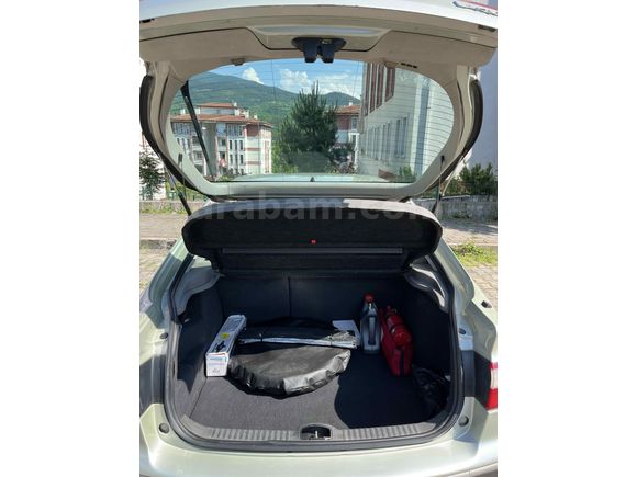 Sahibinden Renault Laguna 2.0 Privilege 2004 Model 