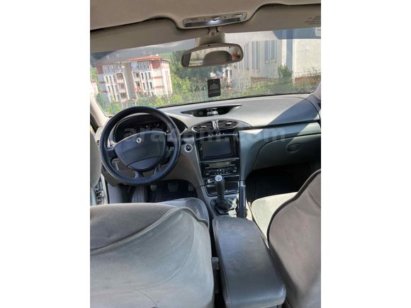 Sahibinden Renault Laguna 2.0 Privilege 2004 Model 