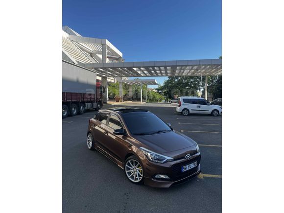 Sahibinden HATASIZ DEĞİŞENSİZ Camtavan Hyundai i20   