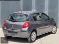 **2006 1.4 16V CLİO 3 HATASIZ DEĞİŞENSİZ BOYASIZ**