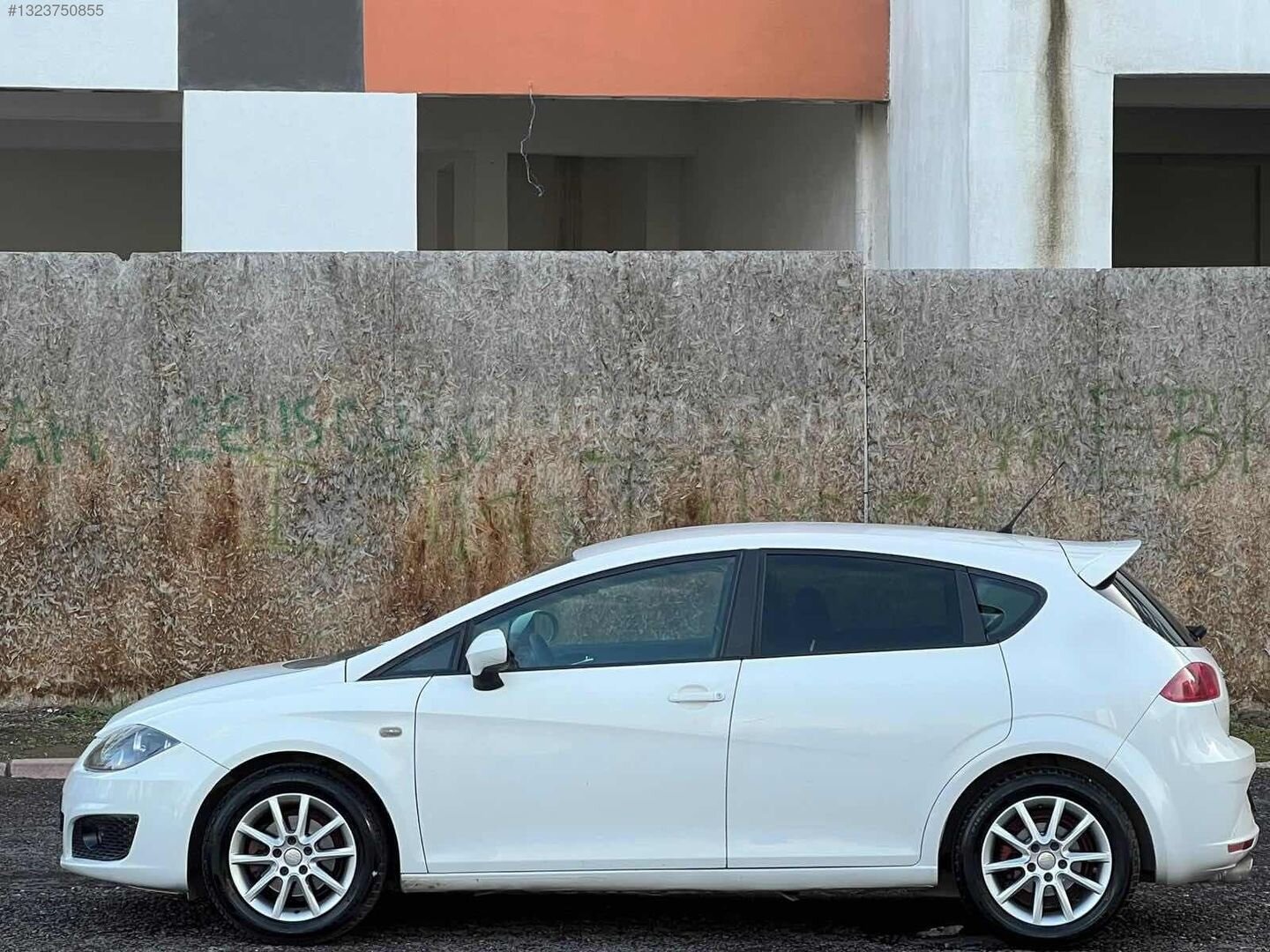 Galeriden Seat Leon 1.6 TDI CR Style 2010 Model Kayseri 280.000 km Beyaz 6