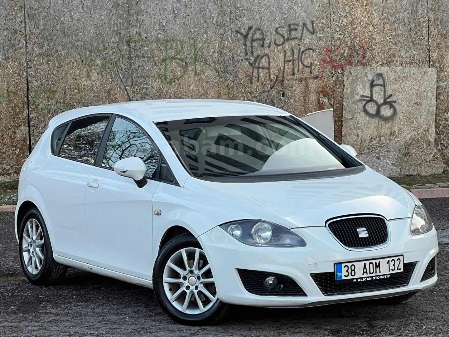 Galeriden Seat Leon 1.6 TDI CR Style 2010 Model Kayseri 280.000 km Beyaz 1