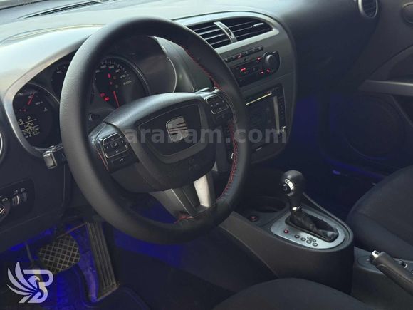 TEMİZ BAKIMLI LEON STYLE 240 BİN KM DE 1.6 OTOMATİK