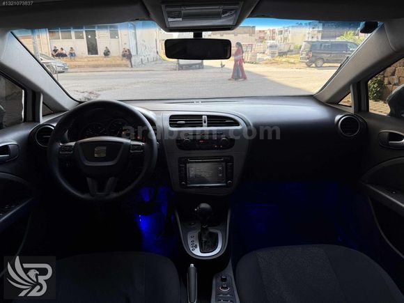 TEMİZ BAKIMLI LEON STYLE 240 BİN KM DE 1.6 OTOMATİK