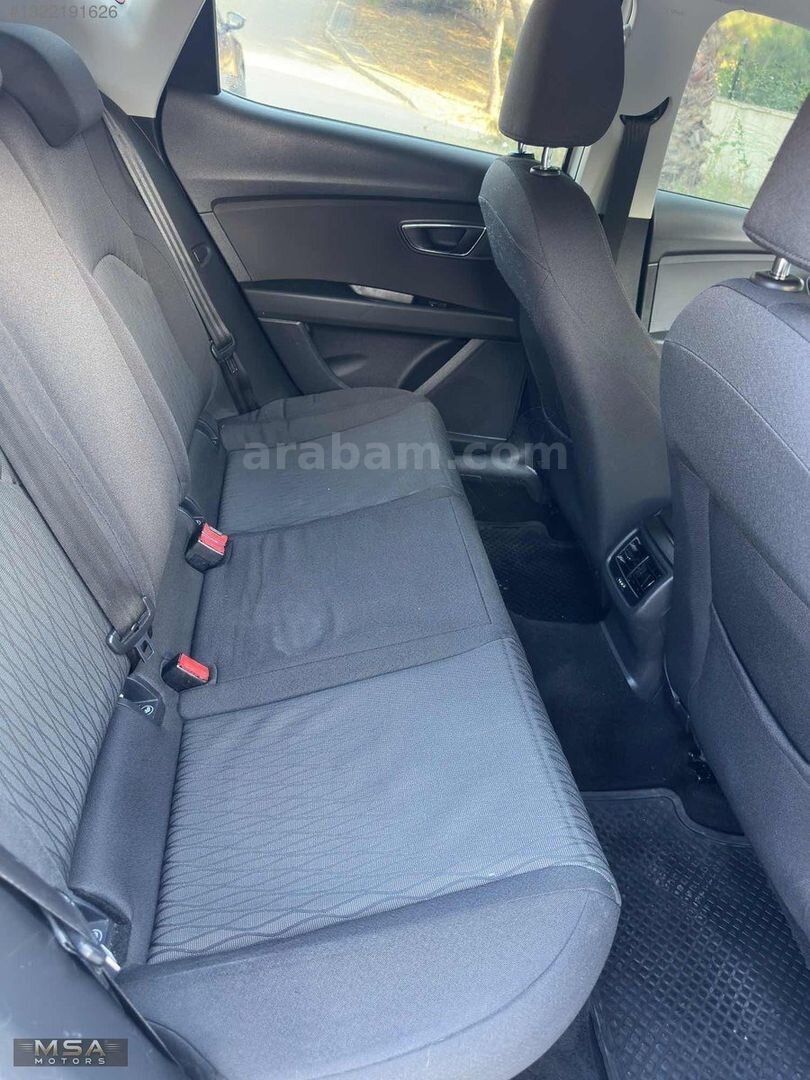 Galeriden Seat Leon 1.6 TDI CR Style 2014 Model İzmir 234.000 km Beyaz 4