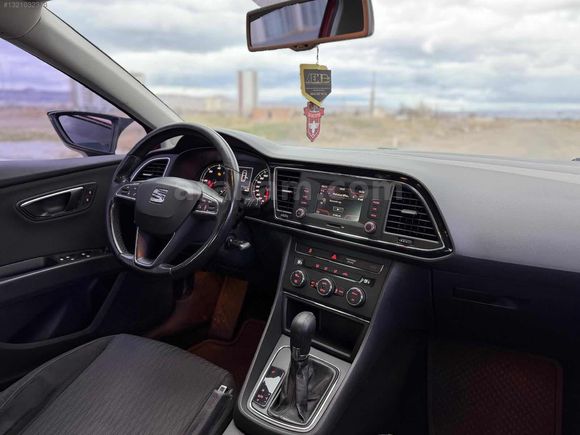 SEAT LEON DİZEL OTOMATİK