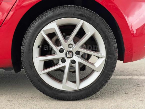 SEAT LEON DİZEL OTOMATİK