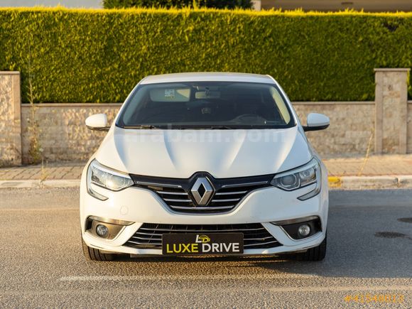 LUXE DRİVEDAN EXTRALI MEGANE 4 1.3 TCE