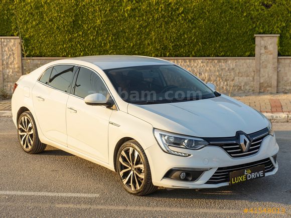 LUXE DRİVEDAN EXTRALI MEGANE 4 1.3 TCE