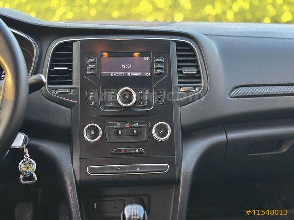 LUXE DRİVEDAN EXTRALI MEGANE 4 1.3 TCE