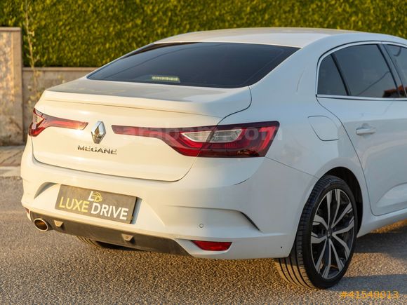 LUXE DRİVEDAN EXTRALI MEGANE 4 1.3 TCE