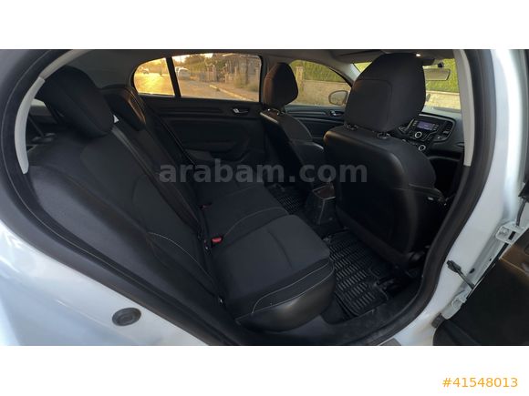 LUXE DRİVEDAN EXTRALI MEGANE 4 1.3 TCE