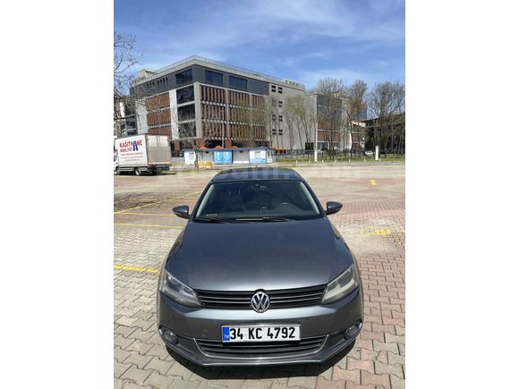 Sahibinden Volkswagen Jetta 1.6 TDi Comfortline 2013 Model  283.000 km Gri
