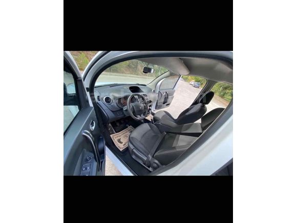 Sahibinden Renault Kangoo Multix 1.5 dCi Touch 2018 Model  125.000 km Beyaz