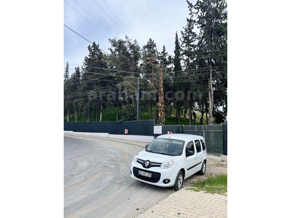 Sahibinden Renault Kangoo Multix 1.5 dCi Touch 2018 Model  125.000 km Beyaz