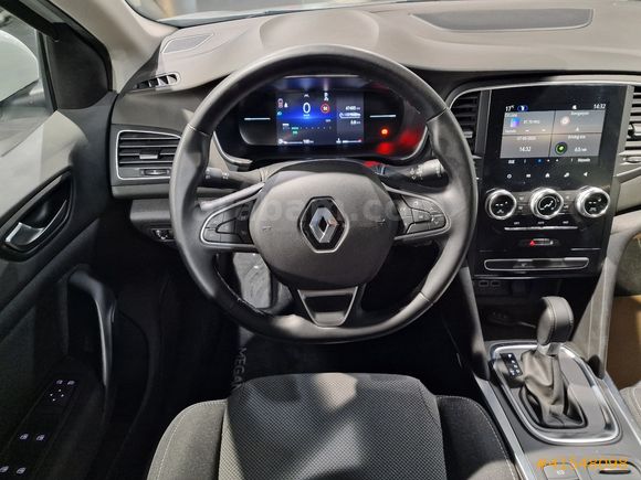 Renault Megane Sedan 1.3 TCe Touch EDC
