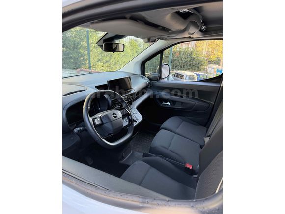Opel Combo Cargo 1.5 Dizel AT8 130 Ultimate XL FL 