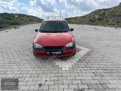 ARABACI OTOMOTİV OPEL CORSA 1.4 BENZİN KLİMALI