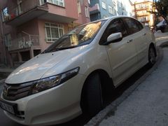 Sahibinden Honda City 1.4 LS 2011 Model masrafsız  değişen yok tertemiz bir araç