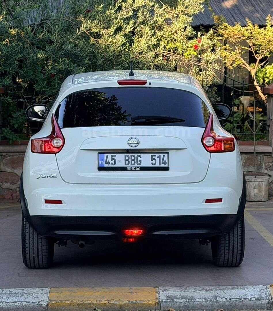 Galeriden Nissan Juke 1.6 Sport Pack 2011 Model Manisa 187.000 km Beyaz 2
