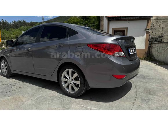 Sahibinden Hyundai Accent Blue 1.6 CRDI Mode Plus 2015 Model Bolu