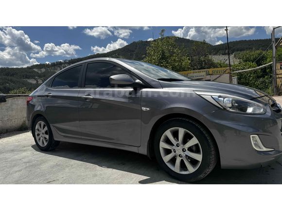 Sahibinden Hyundai Accent Blue 1.6 CRDI Mode Plus 2015 Model Bolu