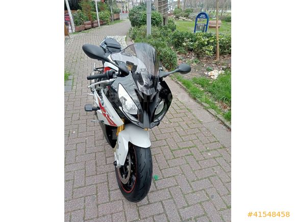 BMW S 1000 RR .TERTEMİZ 2017,den itibaren BORUSAN BAKIMLI.