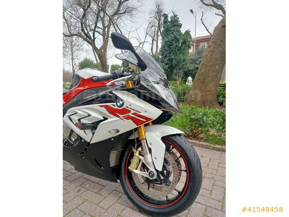 BMW S 1000 RR .TERTEMİZ 2017,den itibaren BORUSAN BAKIMLI.