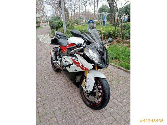 BMW S 1000 RR .TERTEMİZ 2017,den itibaren BORUSAN BAKIMLI.