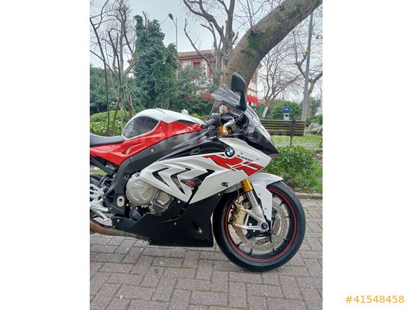BMW S 1000 RR .TERTEMİZ 2017,den itibaren BORUSAN BAKIMLI.