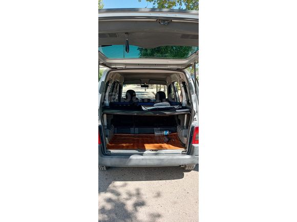 Sahibinden Peugeot Partner 1.9 D 2005 Model