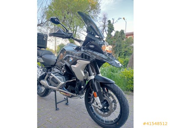 HATASIZ TRİPLE BLACK 2023.BAKIMLI, DÜŞÜK KM