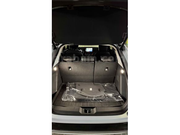 Sahibinden Honda HR-V 1.5 e-HEV Advance 2025 Model  deri koltuk ve kayıt kamerası var 