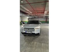 Sahibinden Honda HR-V 1.5 e-HEV Advance 2025 Model  deri koltuk ve kayıt kamerası var 