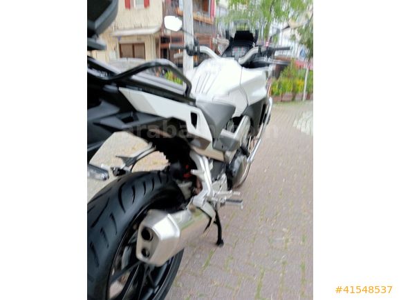 HATASIZ, MASRAFSIZ VFR 800 X CROSSRUNNER