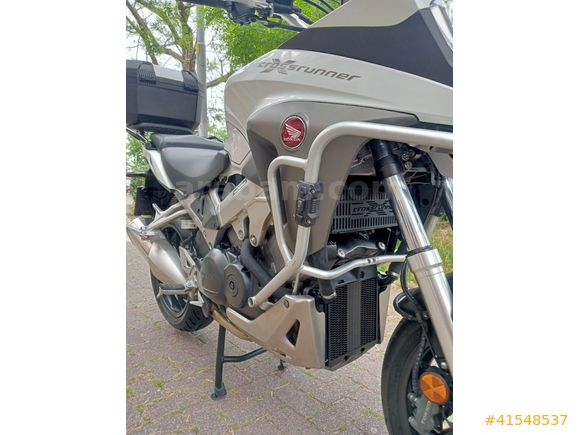 HATASIZ, MASRAFSIZ VFR 800 X CROSSRUNNER