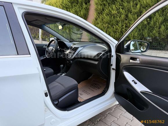 FIRSAT ARACI! 2013 OTOMATİK VİTES KUSURSUZZ ACCENT BLUE 1.6 CRDİ