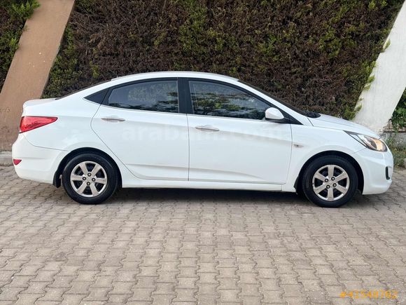 FIRSAT ARACI! 2013 OTOMATİK VİTES KUSURSUZZ ACCENT BLUE 1.6 CRDİ