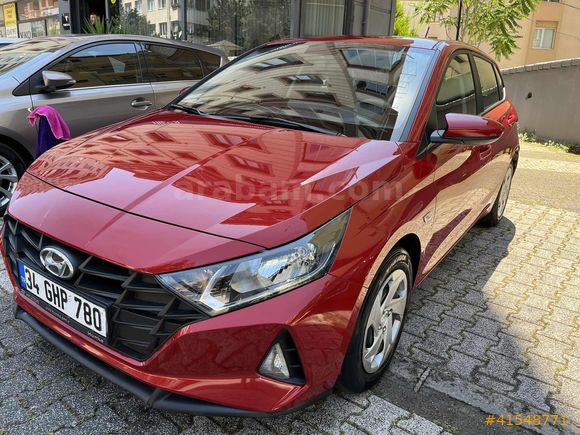 HYUNDAİ İ20 SERVIS BAKIMLI 43 500 KM DE