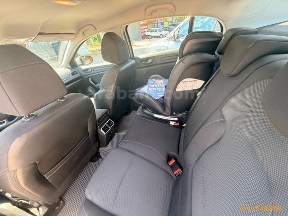 BUDDY AUTO MEGANE 1.3 TCE TOUCH PAKET