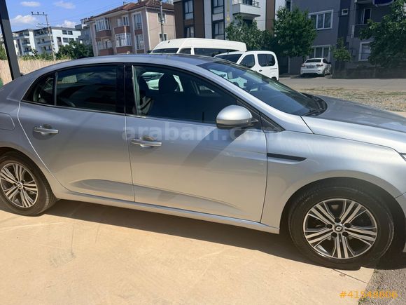 BUDDY AUTO MEGANE 1.3 TCE TOUCH PAKET