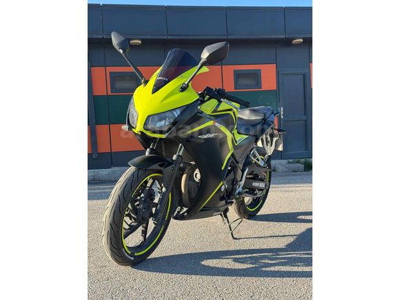 BMF MOTOR-S DAN 2016 LANSMAN  RENGİ TEMİZ CBR250