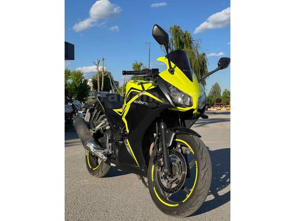BMF MOTOR-S DAN 2016 LANSMAN  RENGİ TEMİZ CBR250