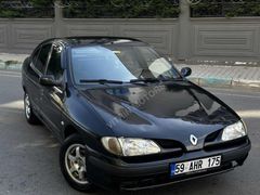 VİTRİN'den 1998 MEGANE 1.6 RTE 90 HP KLİMALI HİDROLİK DİREKSİYON